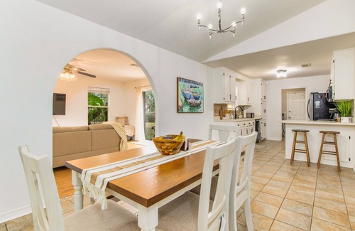Navarre House | New! Close To Beach, Cozy, New beds & Family Friendly