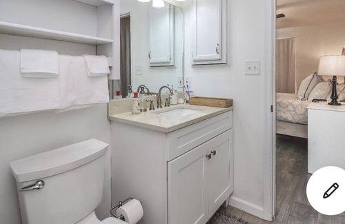 Norfolk - Virginia Beach House | *NEW* Comfy Coastal Virginia Beach Home 3 Bedroom