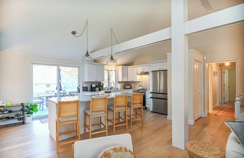 Ogunquit - Wells House | NEW! Completely renovated 6BR/3BA; 8-minute walk to Moody Beach