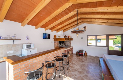 Strmac Resort | New! Complex of 3 apartments in the suburbs of Labin