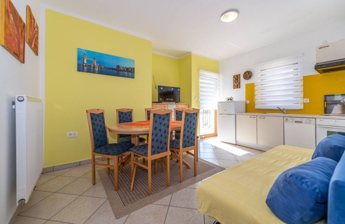 Strmac Resort | New! Complex of 3 apartments in the suburbs of Labin