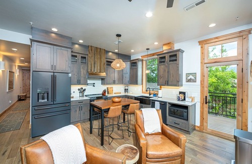 Whitefish House | New! Condo Downtown with rooftop patio, steam shower, mountain views