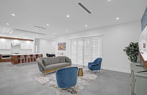 Sunset House | NEW Construction Modern 2021! Heated Pool/Gameroom