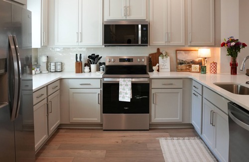 Auburn House | New construction 2 bedroom 2.5 bath with loft Townhouse near campus in Auburn.