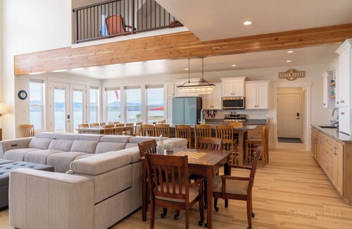 Dingle House | New Construction! North Bear Lake Beach House - 6 bed, 6 bath