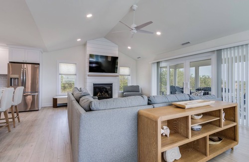 Broadkill Beach House | New Construction! Pet friendly, steps to the beach and water views