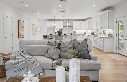 Pleasant Hill House | New construction luxury home