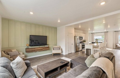 American Fork House | New! Countryside Cove | Pool | Pickleball Courts