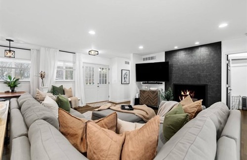 Rochester Hills House | NEW! Cozy 3BR Home|Gym, Game Room & Prime Location