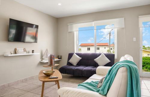 Noord Apartment | New, cozy & close to everything