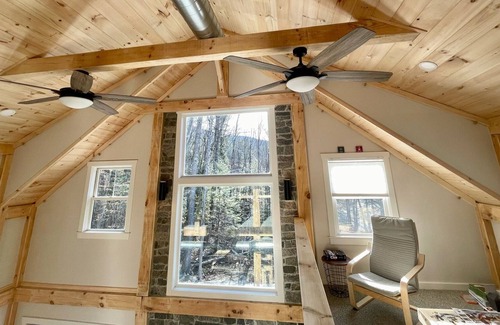 Campton Cabin | New Cozy Timber Frame Mountain Retreat- Waterville Estates