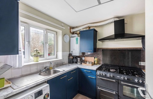 New Cross Apartment | New Cross family home near Greenwich