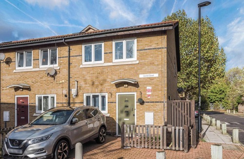 New Cross Apartment | New Cross family home near Greenwich