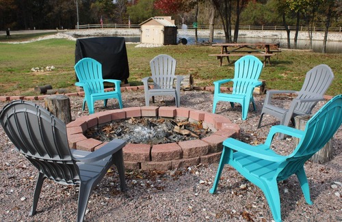 Kingston Apartment | NEW! DazeOFF too(Suite 7) - Pet Friendly Suite by The Lodges at Fossil Creek