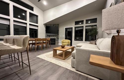 Park City Apartment | New East Deer Valley, 1 min, B6301, Luxury 3br condo, Park City 10 min