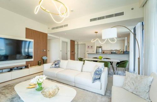 Dubai Apartment | NEW Exceptional Lagoon View - 2 Stylish Bedrooms