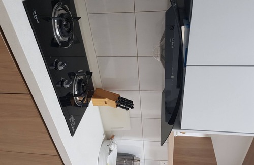 Bukit Kecil Condo | new executive ocean view 3 bd condo with pool gym