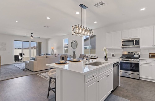 Menifee House | New Executive Stay in Menifee, Seasons Bravada