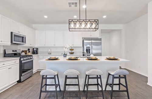 Menifee House | New Executive Stay in Menifee, Seasons Bravada