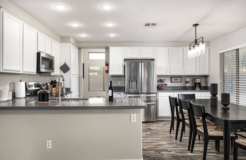 Peoria House | NEW Gorgeous 5bd3ba Home with Heated Pool!