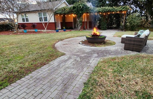 Patterson House | New Guest House on Bayou with Spectacular view
