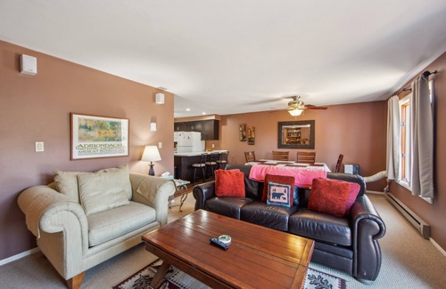 North Creek House | NEW! Hawkeye 21E - Spacious Townhome for Families by The Summit at Gore Mountain