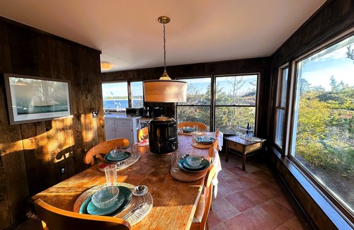 Wellfleet House | New! High Tide Hideaway: Waterfront/Dog-Friendly