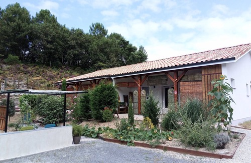 Vielle-Saint-Girons House | New holiday home near the beach, quiet location, terrace, 2 people, free shuttle & parking