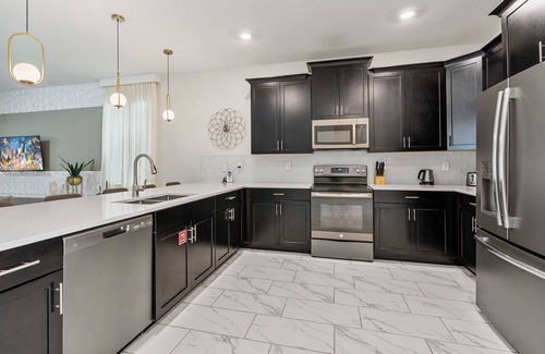 Kissimmee Resort | New Home 9 Bedrooms and 5 Bath At Storey Lake