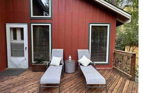 Mount Hood Village House | New Hot Tub - Sandy River - Play ground - Summer Pool!n