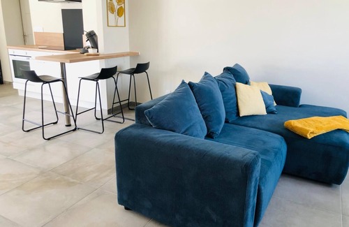 Cerelles House | New house on the outskirts of town