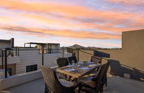 South Scottsdale House | New House Scottsdale - 3 Bedrooms & Rooftop Views