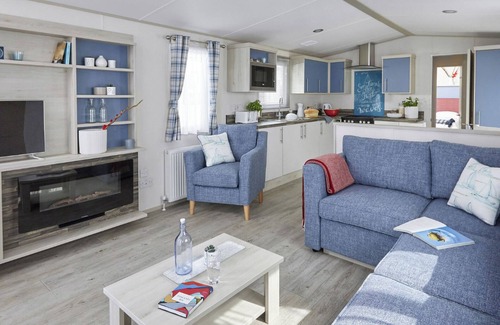 New Forest District House | New in 2020 - 12ft wide caravan with one double, two twin.