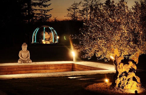 Lecelles House | New! In my bubble room bubble and spa