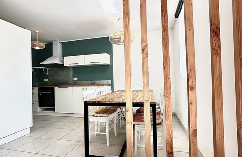 Roscoff House | New in Roscoff, 400 m from the beach. Sea view from first floor Enclosed garden