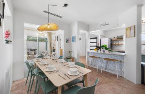 Boroncana Villa | NEW Indulge in Island Bliss at 6BR Casa Soluna by Bocobay