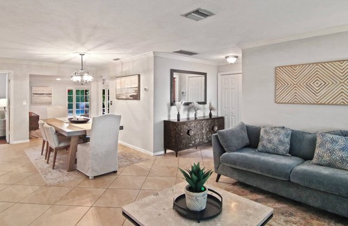 Lake Ida Shores House | *New* Lake Ida Oasis | Hot Tub & Tiki Bar