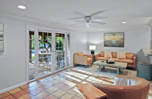 Lake Ida Shores House | *New* Lake Ida Oasis | Hot Tub & Tiki Bar