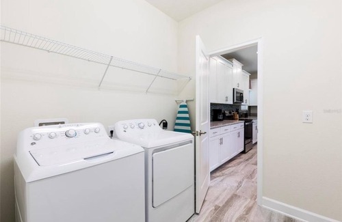 Davenport House | New Listing! Champions Gate Resort, 10mi to Disney & 21mi to Universal - FS383825
