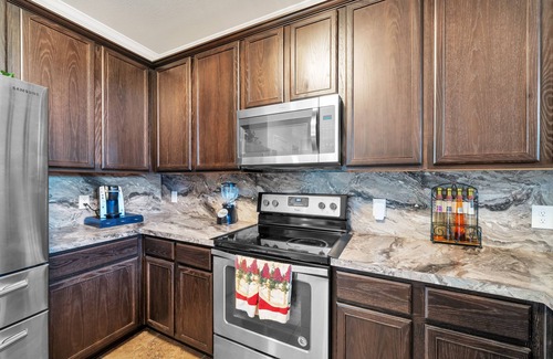 Dallas House | NEW LISTING! Charming Dallas Retreat Near Top Attractions