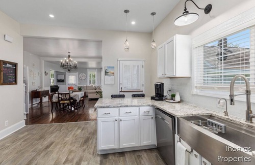 Nims House | New listing discounts, Fenced Yard & Pet Friendly!