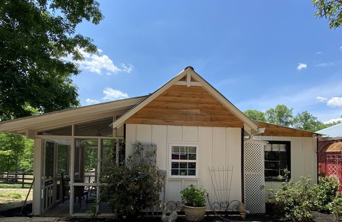 Helen Cottage | NEW LISTING!! Elegant Cottage/ Tiny House