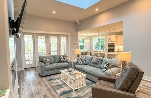 Alligator Point House | New Listing! Fiddlers By The Bay 3BR/2BA home with dock on the bay