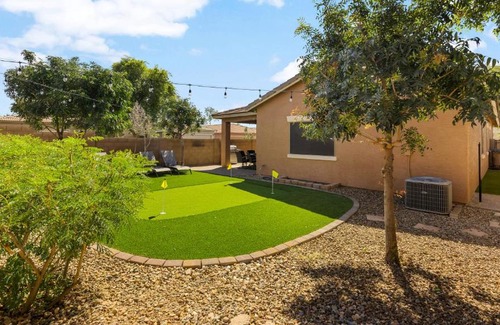 Villages At Queen Creek House | New Listing! Game Room, Putting Green, Minutes to Bell Bank Park