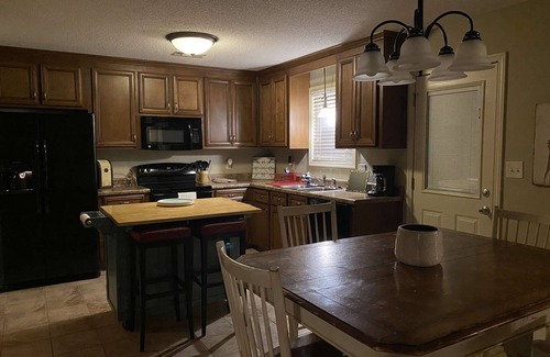 Houston County House | NEW LISTING - GREAT LOCATION! 3Br/2Ba