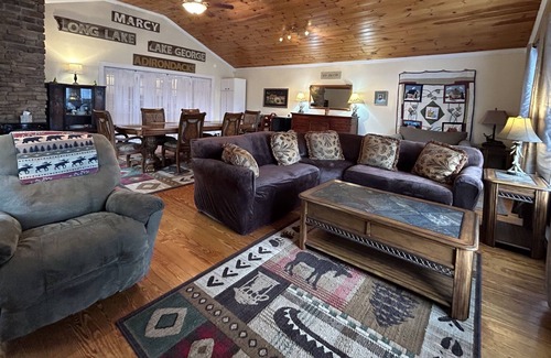Warrensburg House | NEW Listing! INDOOR Pool~Spacious home~Ski Oasis~Minutes to Lake George Beach