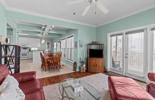 Ocean Isle Beach Condo | NEW LISTING- Never Rented Before!- 200 ft to beach- ocean front pool club