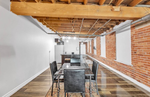 Detroit Apartment | NEW LISTING! Stylish Chic Retreat at Lafayette Lofts by RedAwning