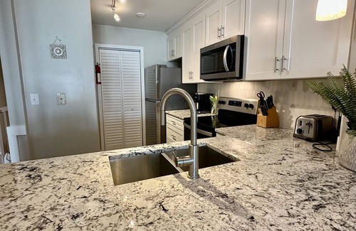 North Topsail Beach Condo | New Listing Villa Capriani- 2 bed ocean view condo