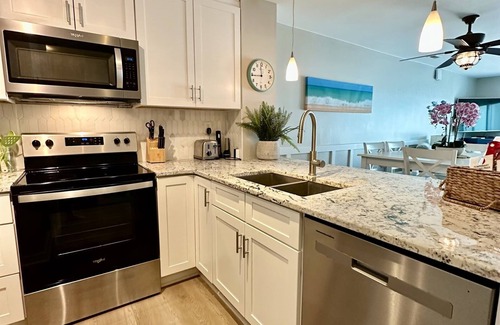 North Topsail Beach Condo | New Listing Villa Capriani- 2 bed ocean view condo